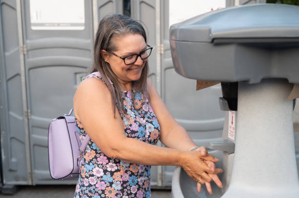 Best Portable restroom trailer rental  in Rollingwood, CA